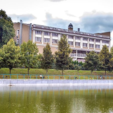 Orly Park-Hotel Kiev Buitenkant foto