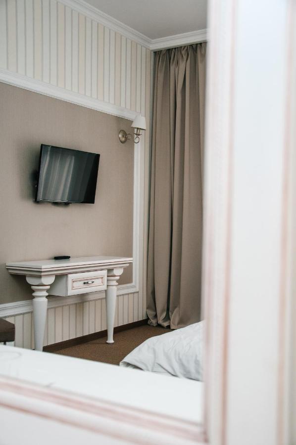 Orly Park-Hotel Kiev Buitenkant foto
