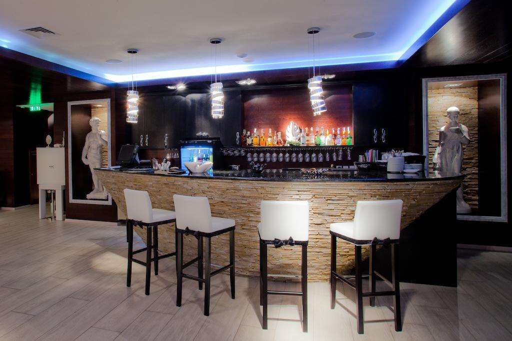 Orly Park-Hotel Kiev Buitenkant foto