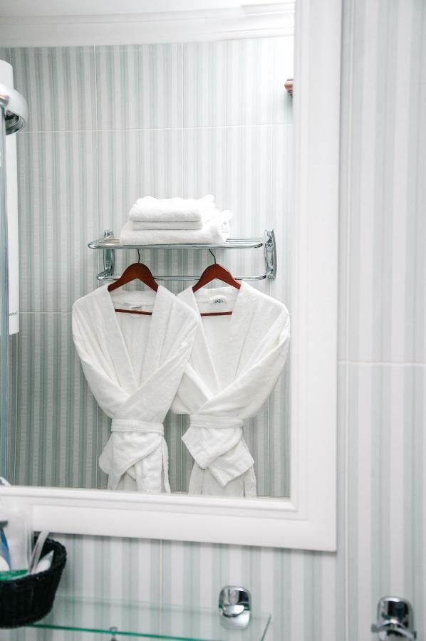 Orly Park-Hotel Kiev Buitenkant foto